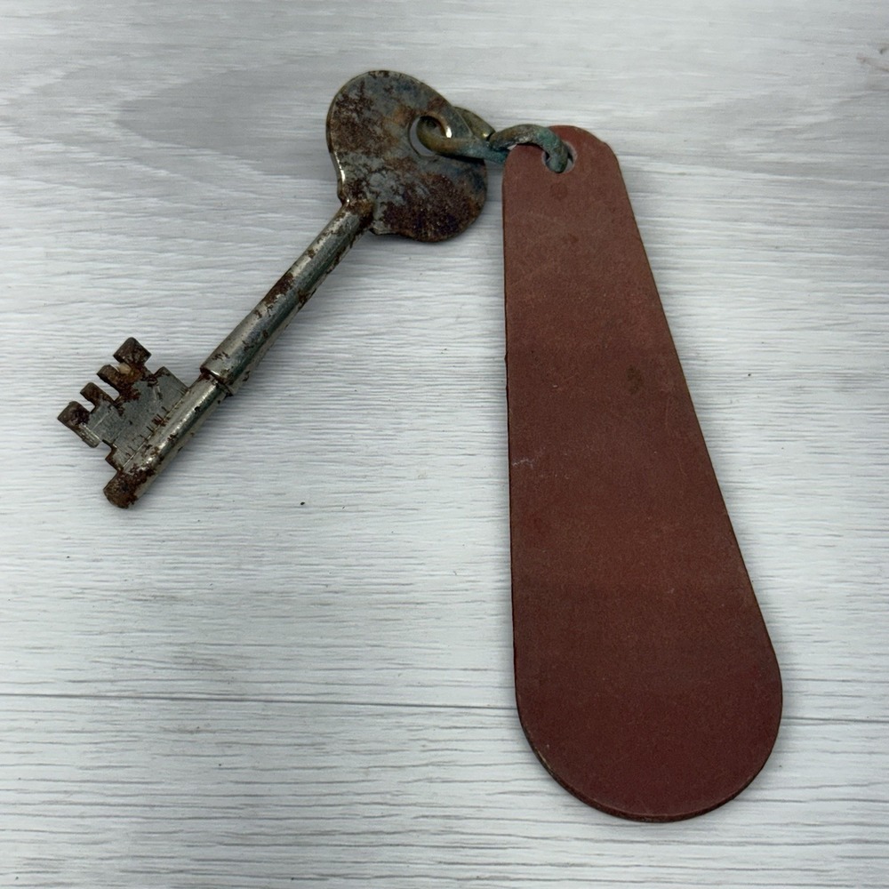 Vintage Hotel Andrew Johnson Room Key Skeleton Key Room 611 Knoxville, Tennessee - Picture 4 of 5